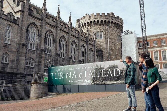 Dublin Private Walking Tour with a local: Highlights & Gems - The Itinerary: What to Expect