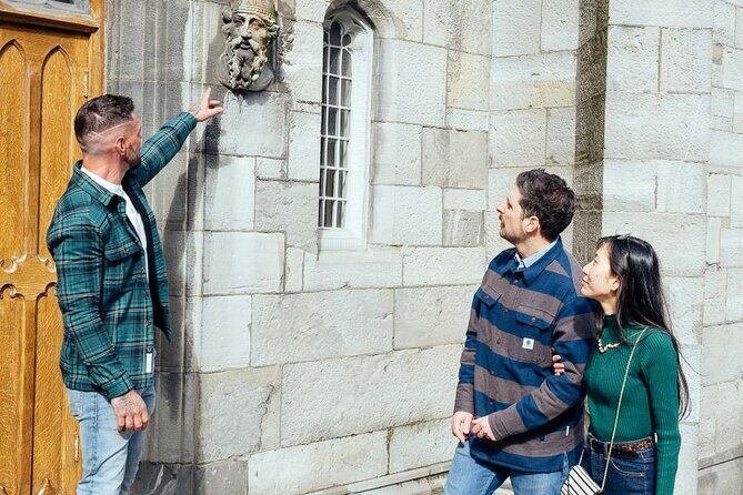 Dublin Private Walking Tour with a local: Highlights & Gems - The Guide Experience: Knowledge and Personal Touches