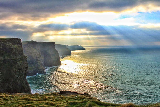 Dublin to Cliffs of Moher, including Wild Atlantic Way and Galway - The Guides Make the Difference