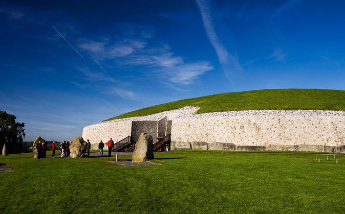 Dublin to Newgrange, Monasterboice Small Group Guided Tours - Battle of the Boyne stop: Oldbridge Estate/Battle of the Boyne Visitors Centre