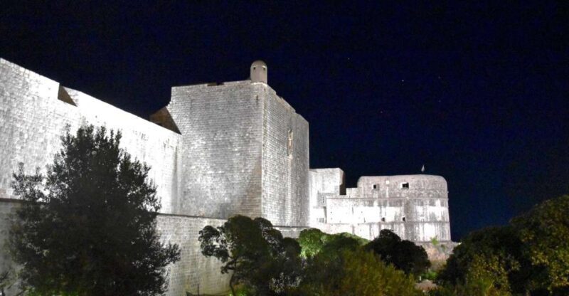 Dubrovnik By Night Walking Tour - Why People Love This Tour