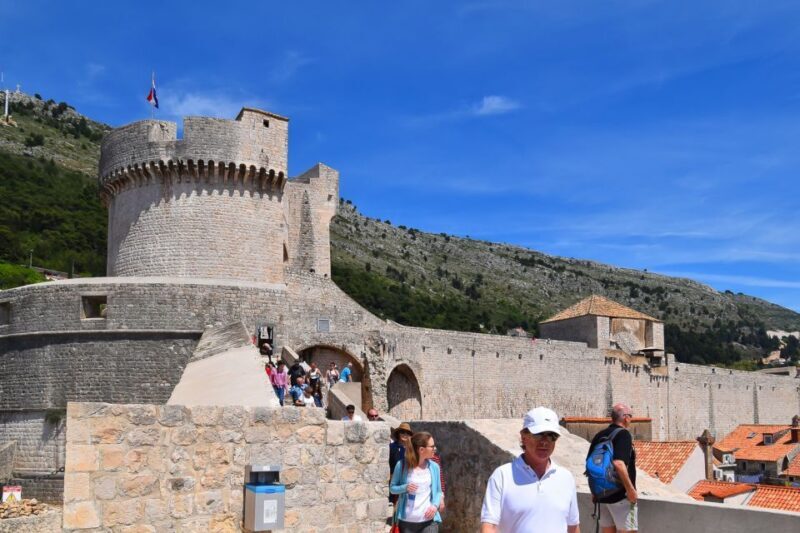 Dubrovnik: City Walls Early Morning or Sunset Walking Tour - The Guide Experience