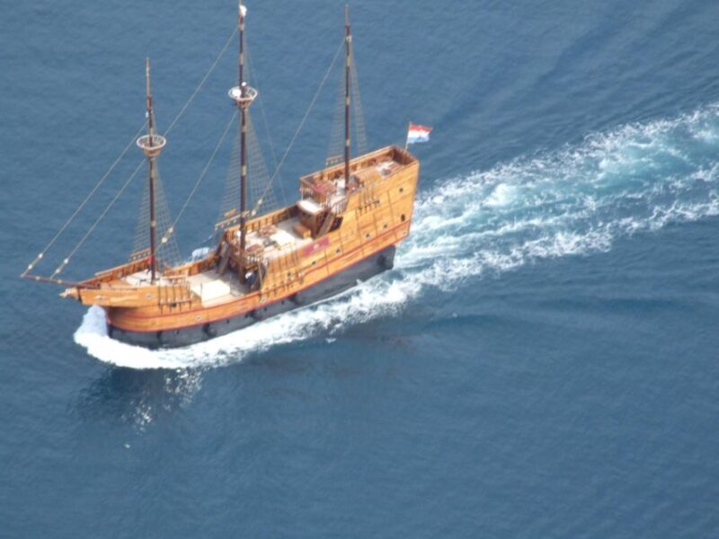 Dubrovnik: Elaphiti Island Luxury Pirate Ship Cruise - Food & Wine Tastings