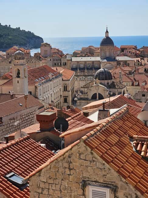 Dubrovnik: Game of Thrones & City Walls Walking Tour - The Guide Experience and Tour Dynamics