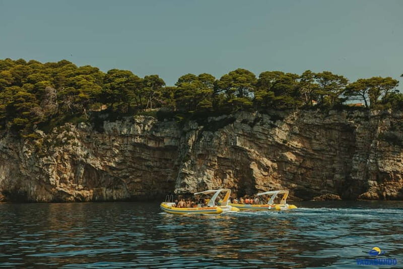 Dubrovnik: Morning Blue Cave speedboat tour with drinks - Green and Smaller Caves