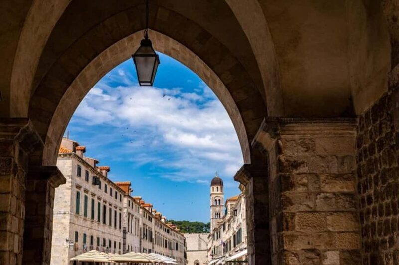 Dubrovnik : Must-See Private Walking Tour With A Guide - A Closer Look at the Experience