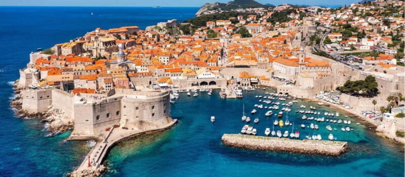Dubrovnik: Old City Walking Tour with a FREE Polaroid Photo - Potential Drawbacks & Considerations
