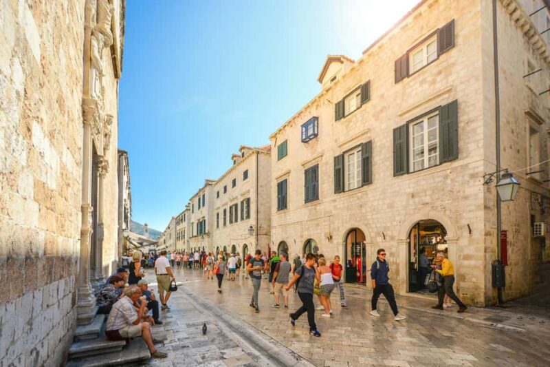 Dubrovnik: Old Town & City Walls Tour with Optional DU Pass - Key Points