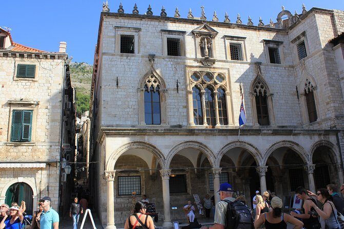 Dubrovnik Old Town Walking Tour - Who Should Consider This Tour?