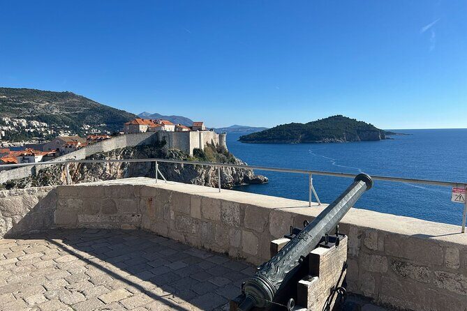 Dubrovnik: Old Town Walking Tour, Walls and Adriatic Views - Practical Tips for Participants