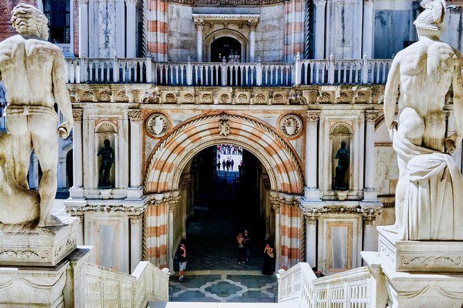 Ducal Venice, Historical Walking Tour & Skip the line Doge's Palace - Practical Tips for Booking and Participating