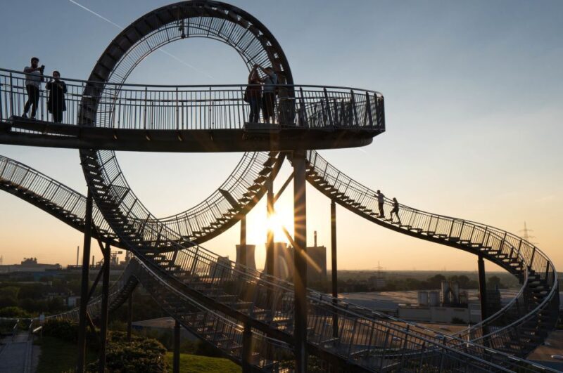 Duisburg: Guided Evening Tour at "Tiger and Turtle" - Key Points