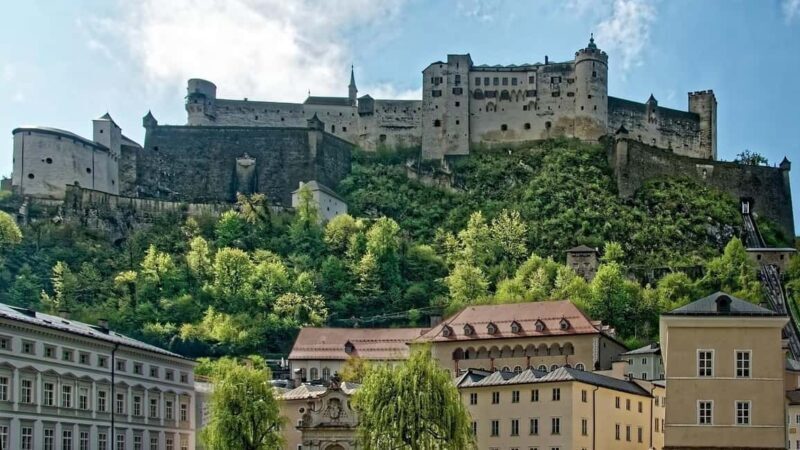 Durnstein & Melk Abbey with Traunkirchen and Salzburg Stop - A Detailed Breakdown of the Tour Experience