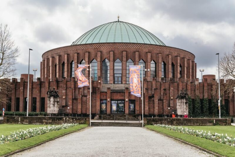 Dusseldorf: Art and Culture Guided Tour with a Local - Key Points