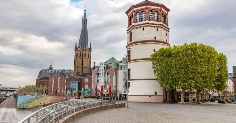 Dusseldorf: Capture the most Photogenic Spots with a Local - Why You Might Enjoy This Tour