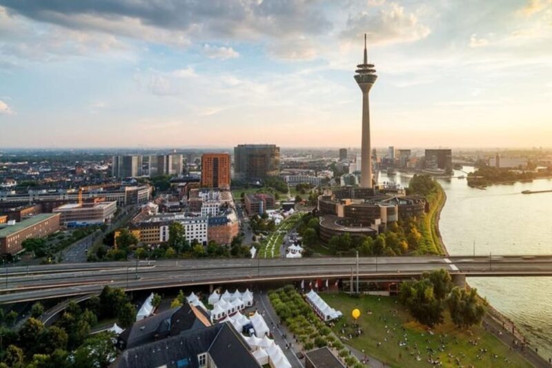 Dusseldorf : Highlights Walking tour with A Guide - The Practical Side