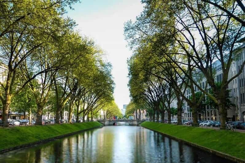 Dusseldorf : Highlights Walking tour with A Guide - FAQ
