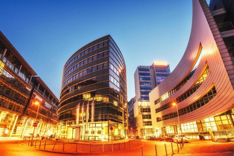 Dusseldorf: Insta-Perfect Walk with a Local - Key Points