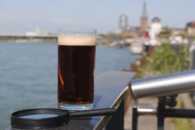 Düsseldorf: Old Town Interactive Crime Tour with actor - FAQ