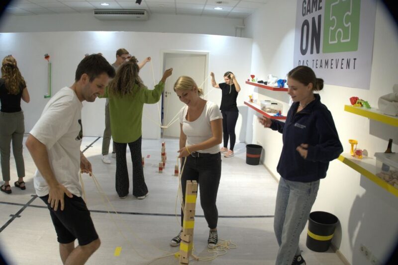 Düsseldorf: The Ultimate Team event (3 rooms - 9 games) - Key Points