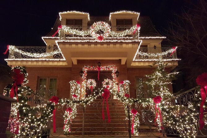 Dyker Heights Brooklyn Christmas Lights Tour - Key Points