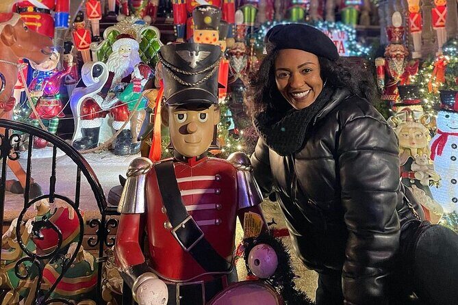 Dyker Heights Christmas Lights and NYC Skyline View Bus Tour - The Itinerary: What You Can Expect