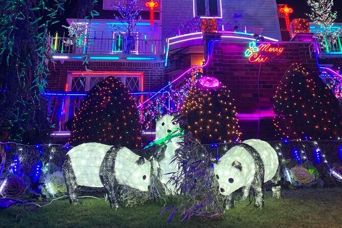 Dyker Heights Christmas Lights Tour - What to Expect from the Dyker Heights Christmas Lights Tour