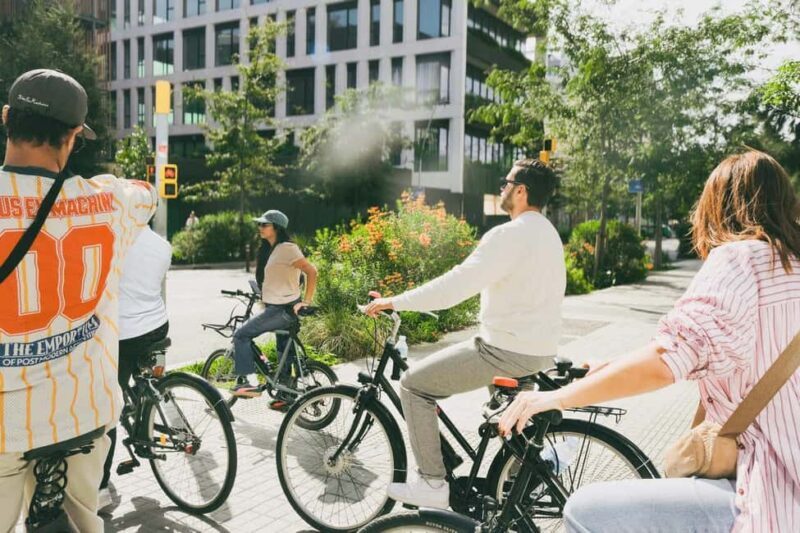 E-Bike Experience: Gaudí, Gardens & City Vibes - What We Love About the Tour