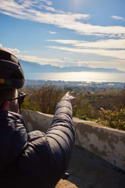 E-bike Ride & Taste: Vesuvian Vineyards & Doc Flavors - Key Points