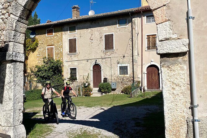 E-Bike tour and Wine tasting in the Austrian Fort from Pastrengo - Key Points