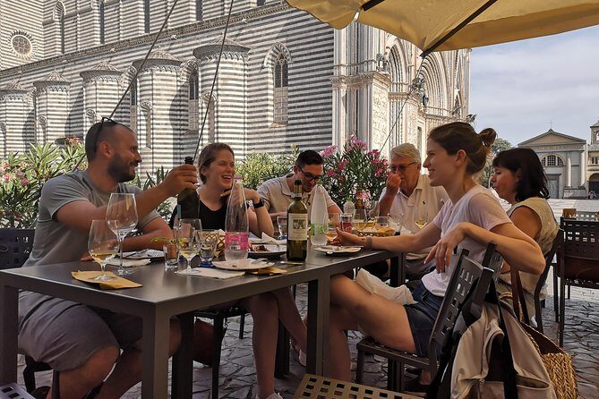 E-bike tour in Orvieto in small group: history, culture with lunch or dinner - Key Points
