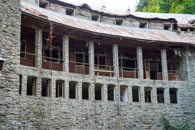 E-Bike tour Plitvice Big Waterfall Viewpoints & Tito's Villa - Practical Details