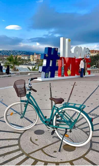E-bike visit from Nice, Villefranche, St-Jean, Antibes - Key Points
