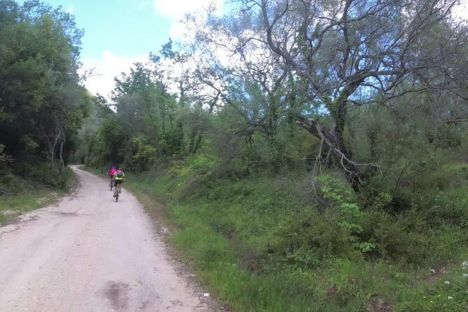 e-MTB Tour - Analipsis Area [42Km - 26Mi] - FAQ