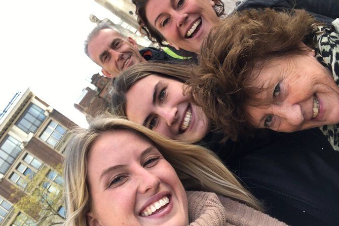 e-Scavenger hunt Middelburg: Explore the city at your own pace - The Sum Up