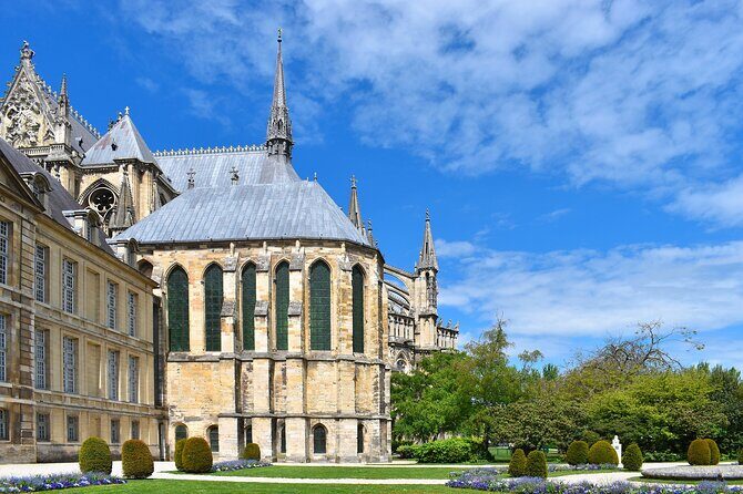 e-Scavenger hunt Reims: Explore the city at your own pace - What to Expect from the Tour