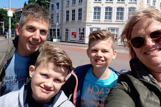 e-Scavenger hunt Sneek: Explore the city at your own pace - What Is the e-Scavenger Hunt Sneek Experience?