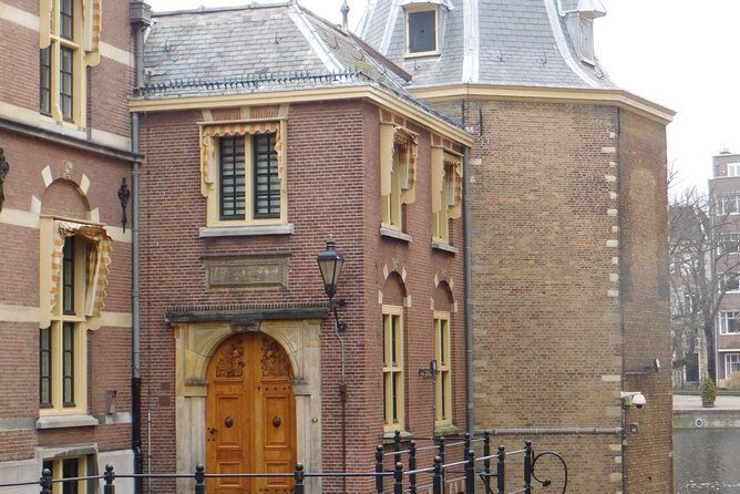 e-Scavenger hunt The Hague: Explore the city at your own pace - Price and Value