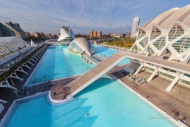 e-Scavenger hunt Valencia: Explore the city at your own pace - FAQs