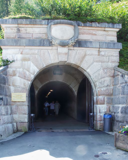 Eagle's Nest and Berchtesgaden Tour from Salzburg - Guides Matter: The Difference Between a Trip and a Story