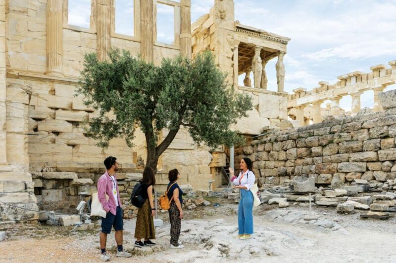 Early Entry Acropolis & Museum. Beat the Crowds & the heat - Key Points