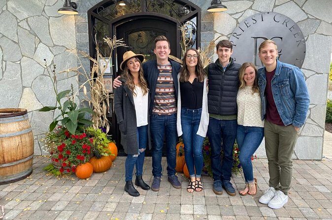 East Kelowna Full Day Lunch Wine Tour-Incl Tastings & Guide Grat! - Frequently Asked Questions