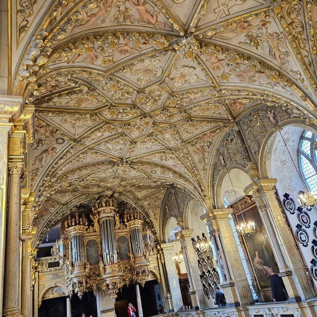 Easy Pace Tour of Kronborg Castle and Frederiksborg Palace - Who This Tour Is Best For