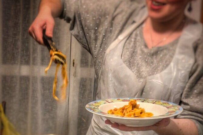 Eat like a local - What to Expect from the Experience