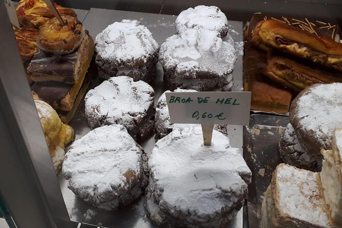 Eat & Tell Porto's Tale: The historical tour that goes through your stomach! - What’s Included — And What’s Not