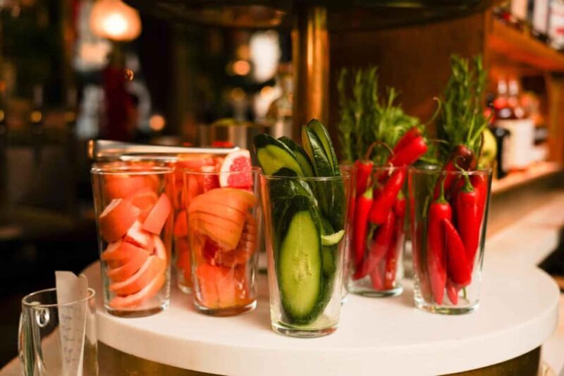 Eating Edinburgh: Old Town Food & Drinks Tour - The Sum Up