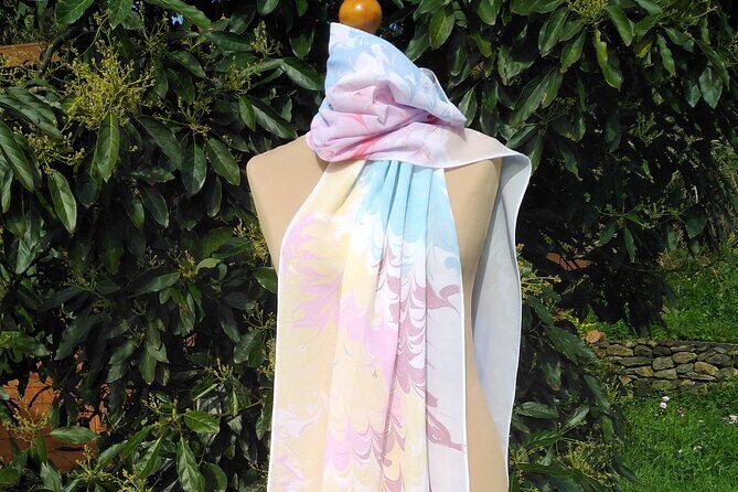 Ebru Marble Art / Ancient technique of marble painting on water - A Closer Look at the Ebru Marble Art Experience