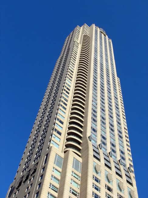 Echoes of Elegance: Chicago Private Architecture Tour - Exploring Chicago’s Architectural Heart