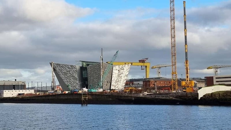 Eclectic Belfast City Center Walking Tour / Experience . - Key Points