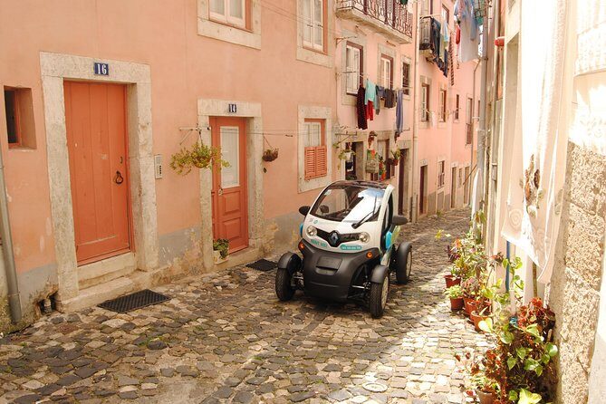 Eco Car Twizy Tour - Lisbon Downtown and Belém with GPS Audio Guide - Key Points